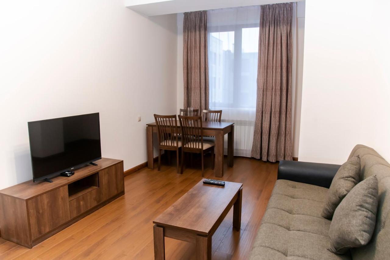 D&H Group Apartment Yerevan Luaran gambar