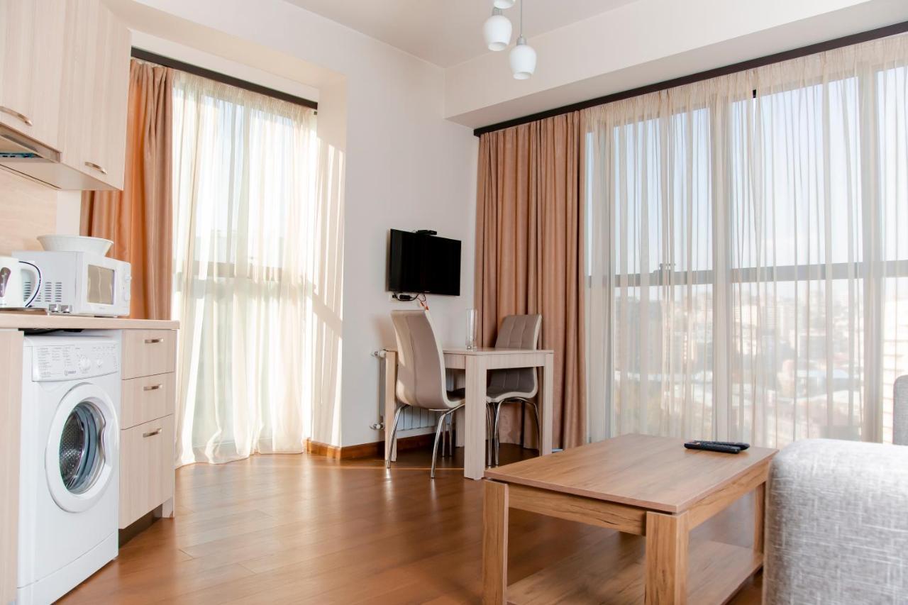 D&H Group Apartment Yerevan Luaran gambar