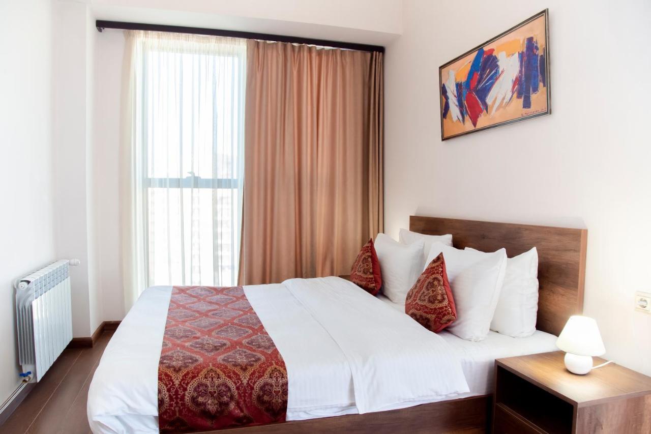D&H Group Apartment Yerevan Luaran gambar