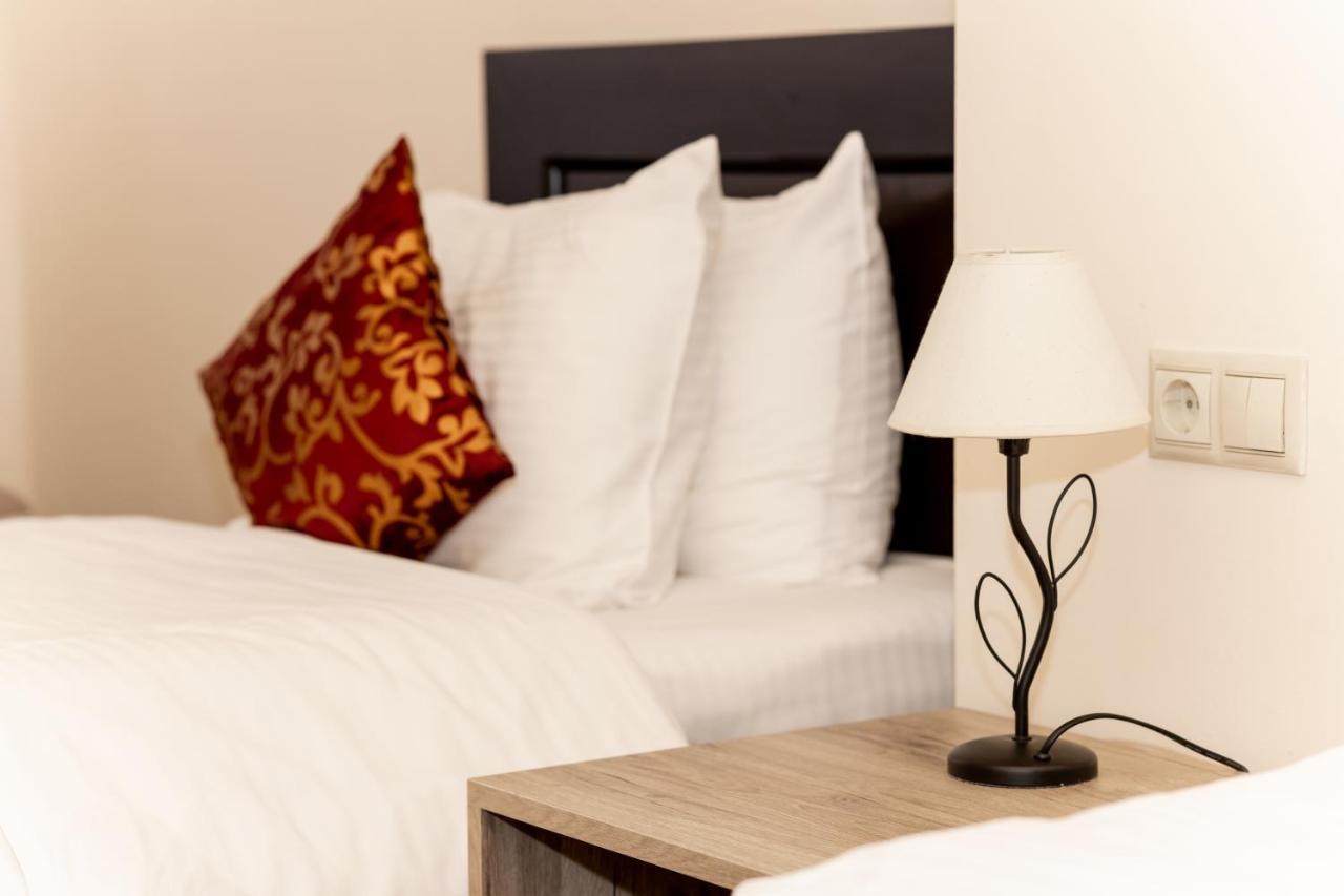 D&H Group Apartment Yerevan Luaran gambar