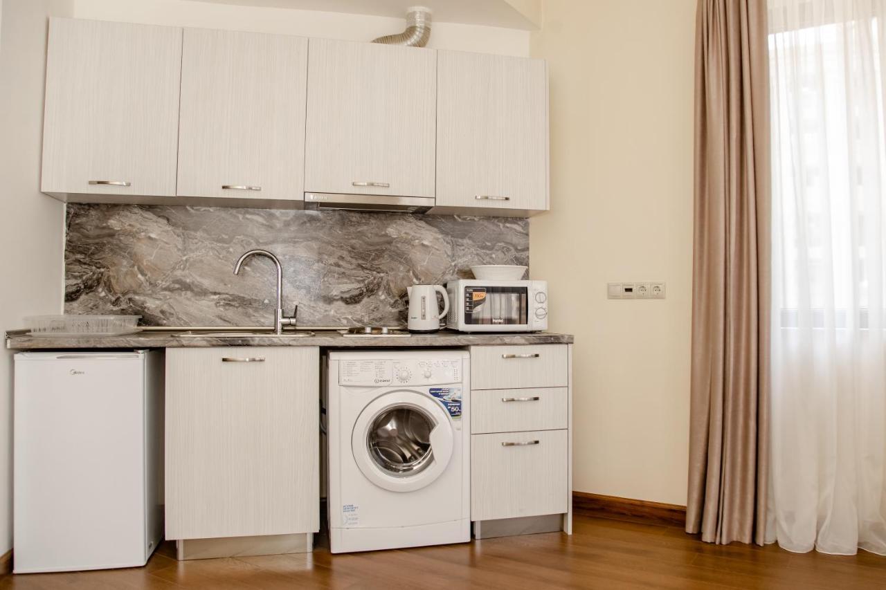 D&H Group Apartment Yerevan Luaran gambar
